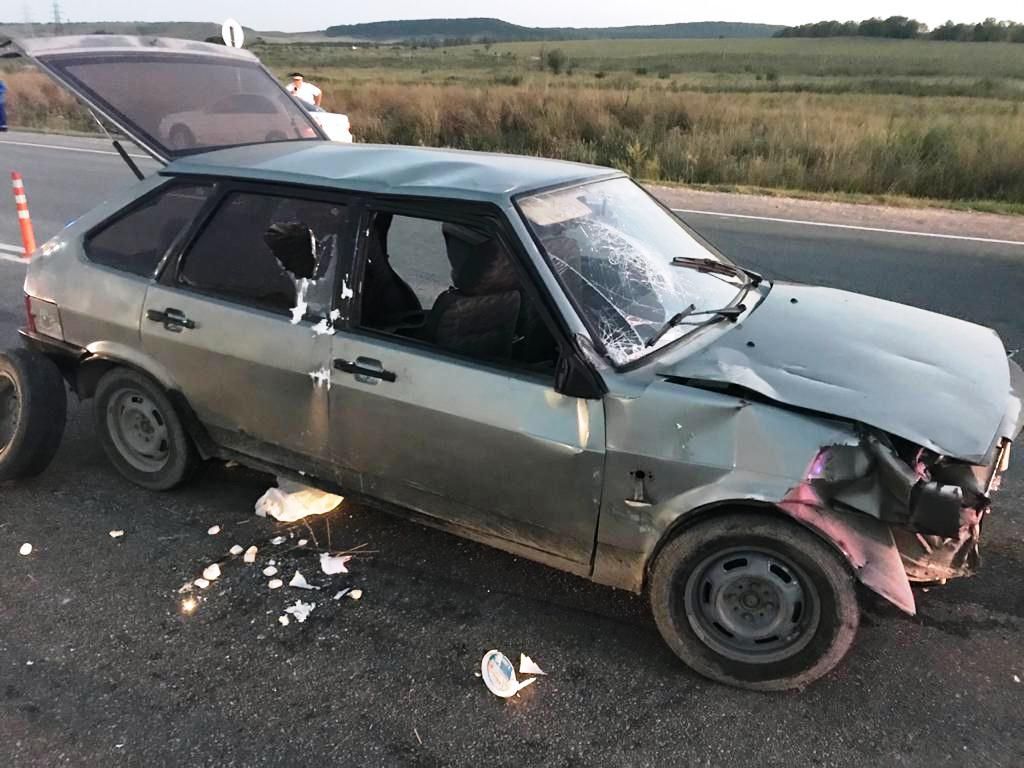 Причиной аварии могла стать невнимательность и малый стаж (2 года) водителя «Газели»