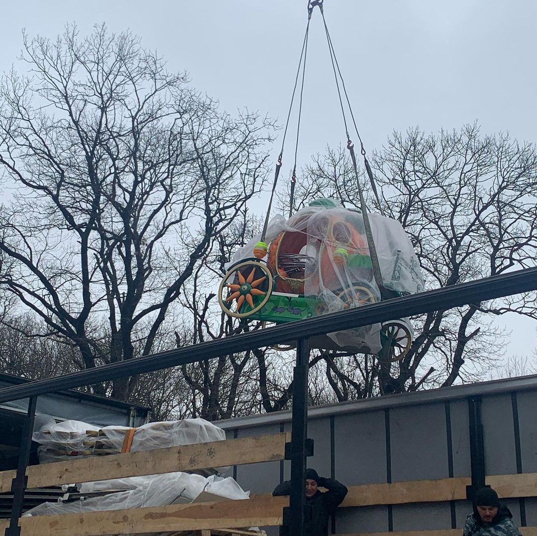 В парк Победы Ставрополя привезли новый аттракцион | 18.03.2021 |  Ставрополь - БезФормата