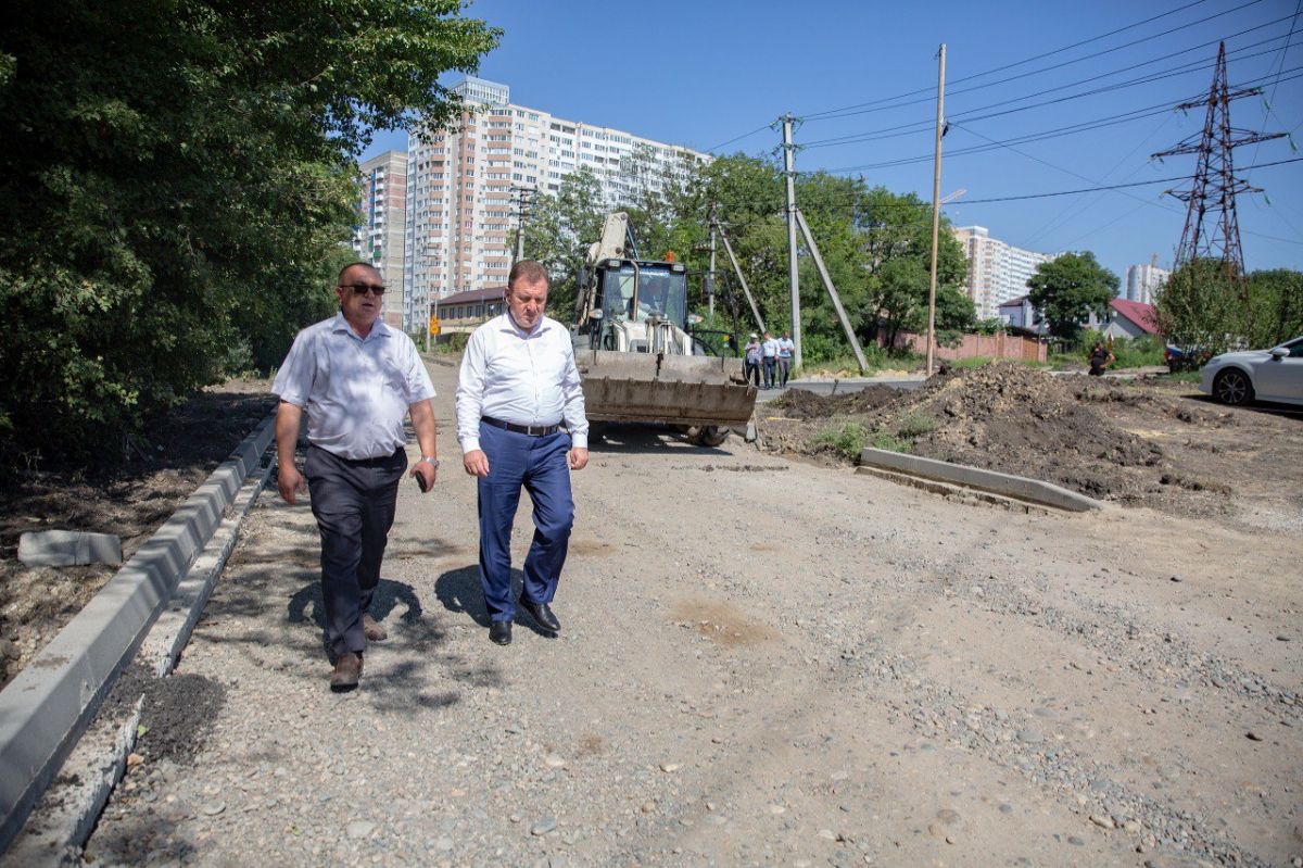 В Ставрополе идет ремонт дорог по улицам Тюльпановой, перспективной и проезду Лазурному
