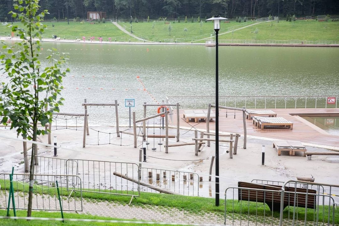 Спортивные зоны на Комсомольском пруду в Ставрополе восстановили после удара стихии. Фото: instagram.com/iiulyanchenko/ 
