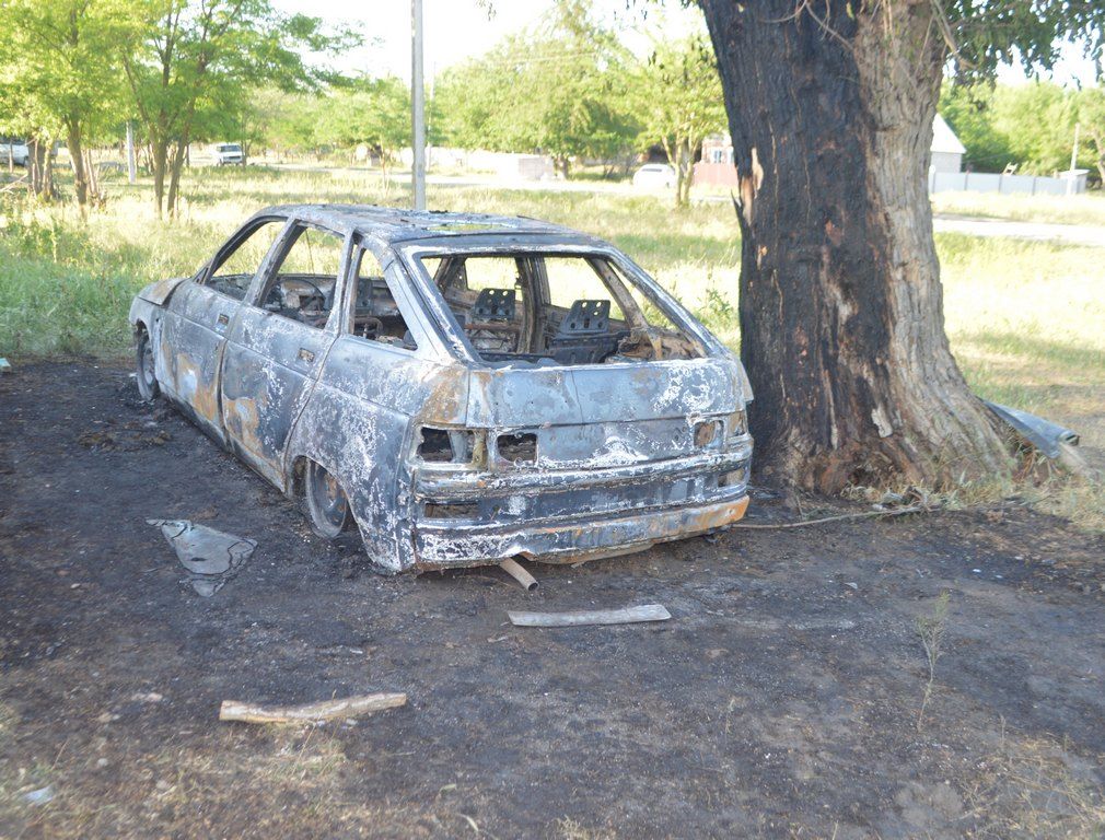 На Ставрополье мужчина поссорился с знакомой и поджог ее автомобиль
