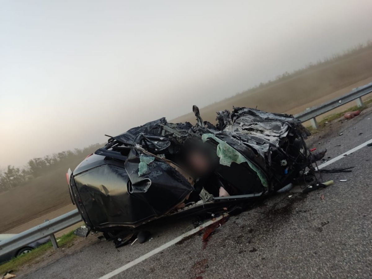 На Ставрополье 5 человек погибли в ДТП с грузовиком и 3 автомобилями На Ставрополье 5 человек погибли в ДТП с грузовиком и 3 автомобилями