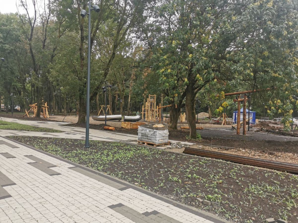 В Новопавловске благоустройство поймы реки Куры завершили почти на 70%. Фото: миндор СК.