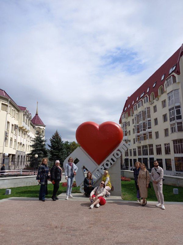Представители турагентств соседних регионов высоко оценили туристический потенциал Ставрополя. Фото: администрация Ставрополя.