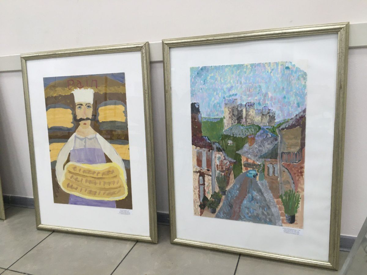 Юные художники из Ставрополя показали, какой они видят Францию. Фото: администрация Ставрополя Юные художники из Ставрополя показали, какой они видят Францию. Фото: администрация Ставрополя