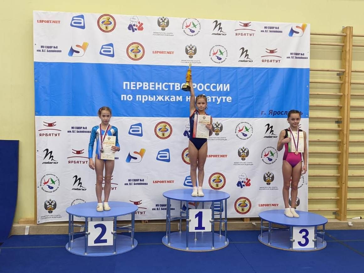 11 медалей привезли ставропольцы с первенства России по прыжкам на батуте. Фото: администрация Ставрополя.