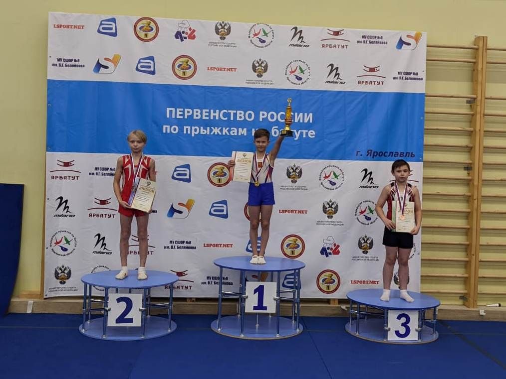 11 медалей привезли ставропольцы с первенства России по прыжкам на батуте. Фото: администрация Ставрополя.