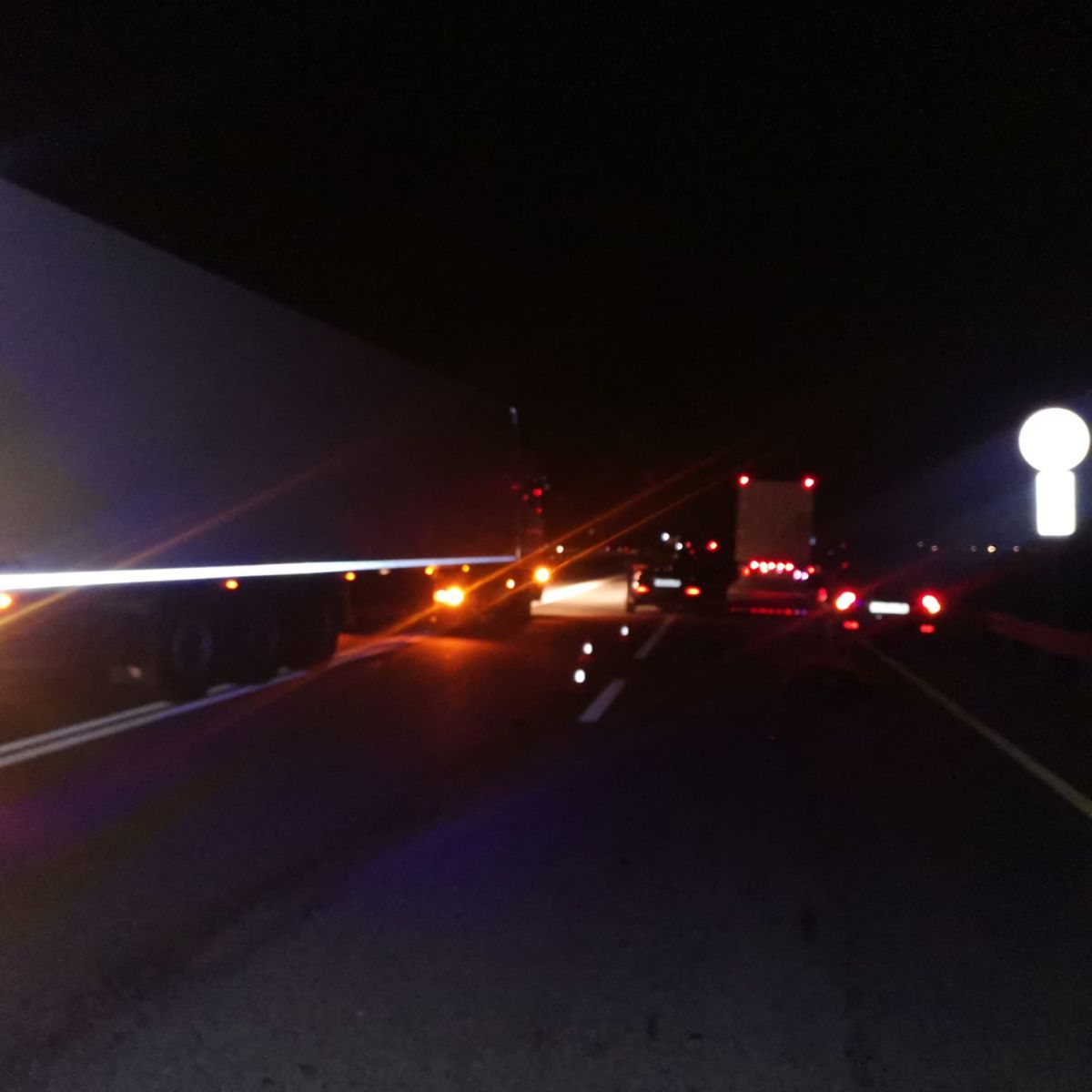 На Ставрополье погибли 4 пешехода, пытавшиеся помочь водителю после ДТП. Фото: УГИБДД по СК.