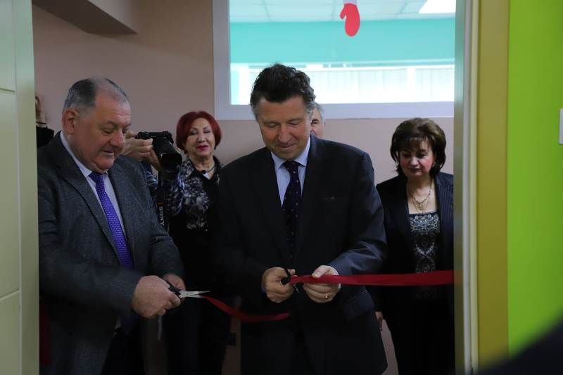 Посол ФРГ побывал в Пятигорске на открытии Ресурсного центра немецкого языка. Фото: администрация Пятигорска. Посол ФРГ побывал в Пятигорске на открытии Ресурсного центра немецкого языка. Фото: администрация Пятигорска.