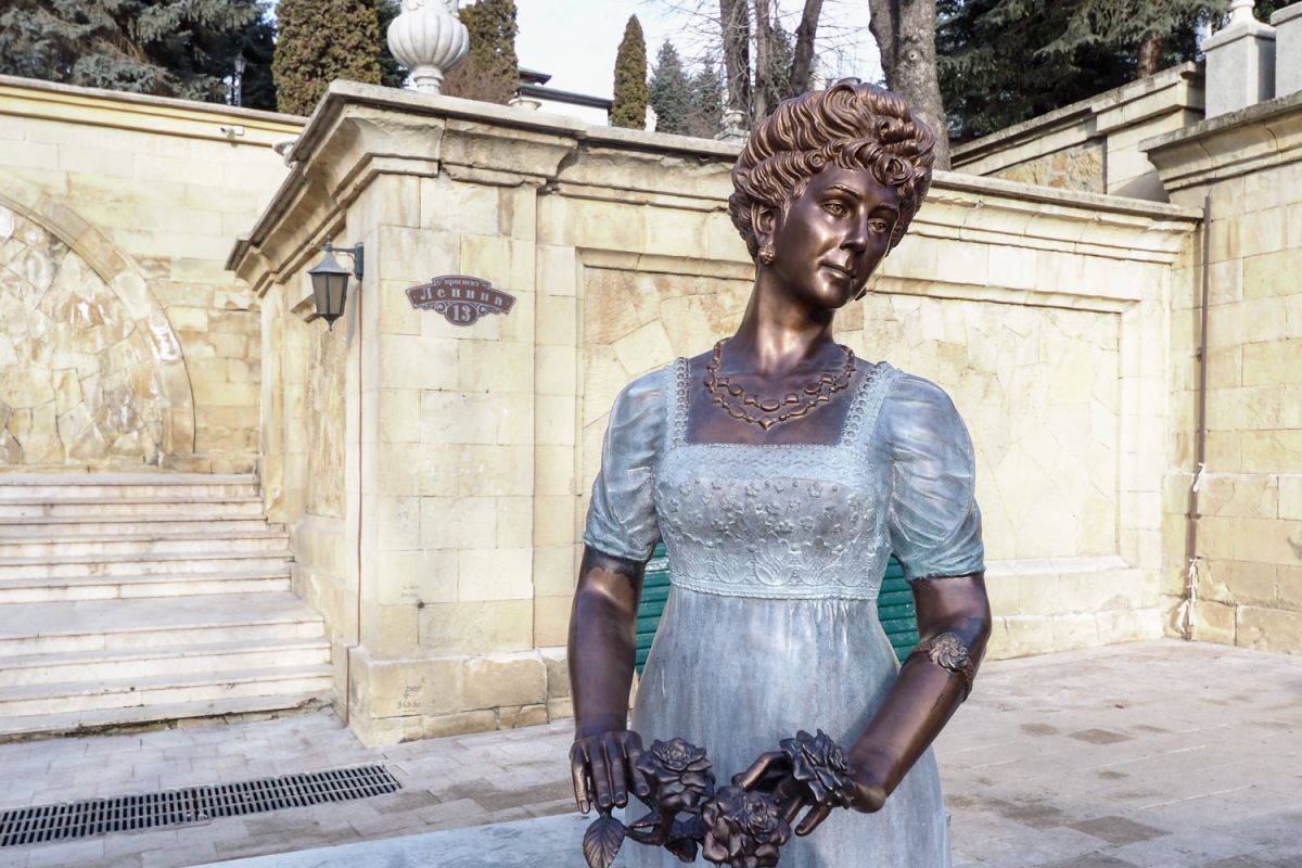 Владимиров проверил ход строительства нескольких объектов в Кисловодске. Фото: пресс-служба губернатора Ставрополья.