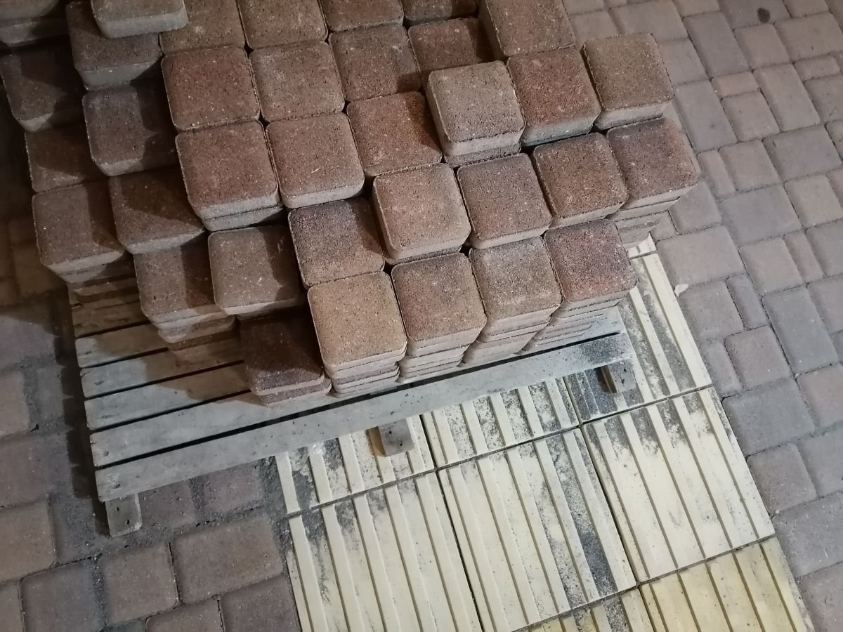 В Ессентуках реконструируют подземный пешеходный переход в районе кинотеатра «Искра». Фото: управление по информационной политике аппарата Правительства Ставрополья В Ессентуках реконструируют подземный пешеходный переход в районе кинотеатра «Искра». Фото: управление по информационной политике аппарата Правительства Ставрополья