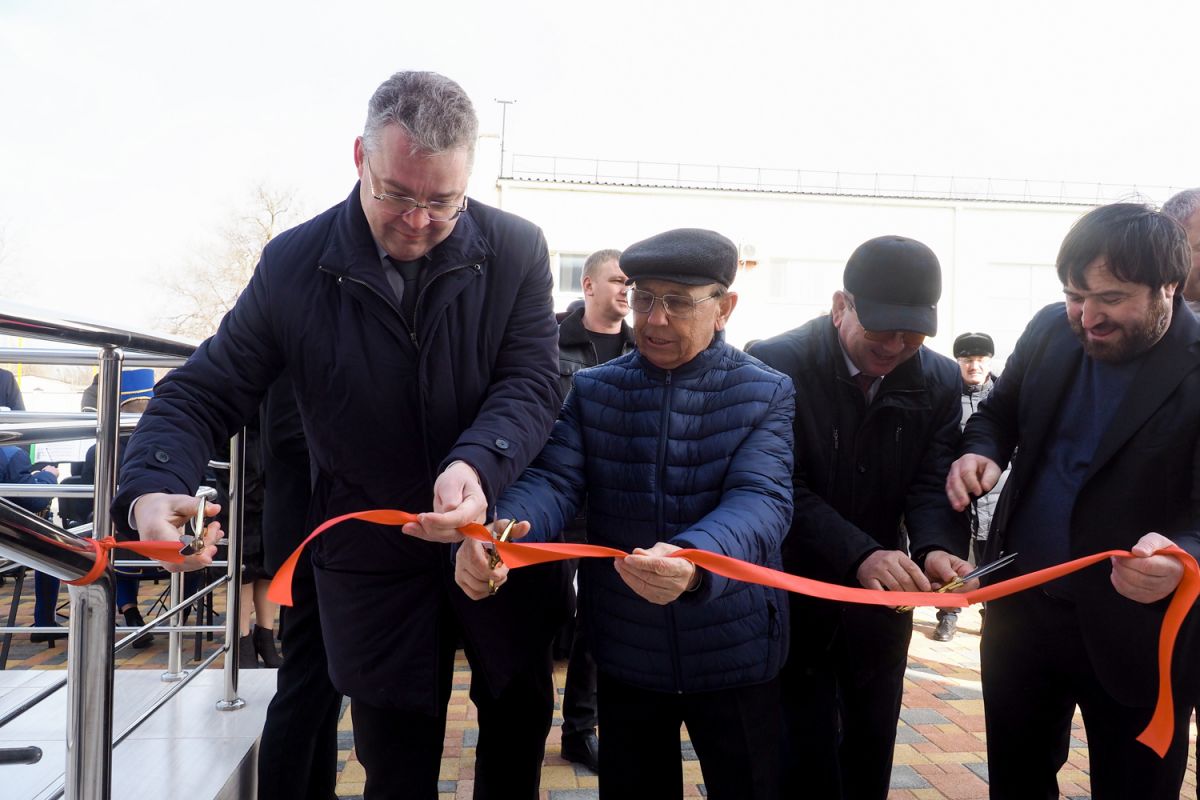 В сельской спортивной школе на Ставрополье появился новый бассейн. Фото: пресс-служба губернатора Ставропольского края В сельской спортивной школе на Ставрополье появился новый бассейн. Фото: пресс-служба губернатора Ставропольского края