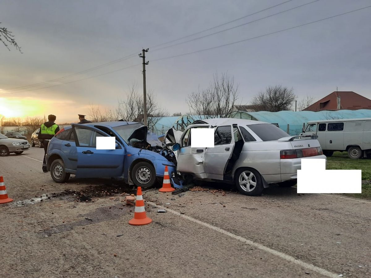 Три человека погибли в ДТП в Курском округе Ставрополья | 30.03.2022 |  Ставрополь - БезФормата