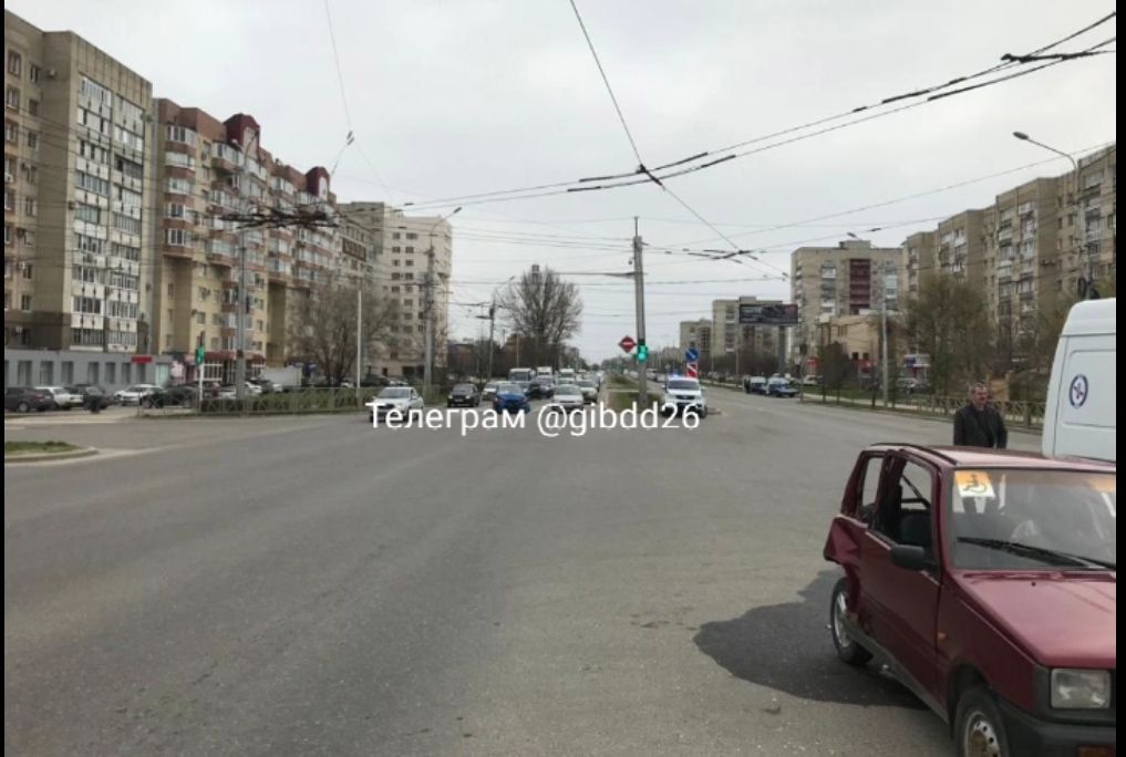 Ставропольчанка не выдержала безопасную дистанцию и допустила аварию с 4 пострадавшими. Фото: УГИБДД по СК