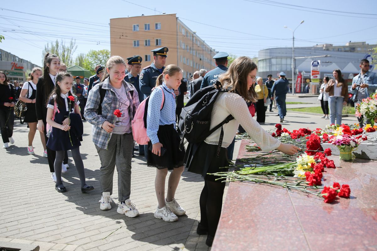 Память ликвидаторов аварии на Чернобыльской АЭС почтили в Ставрополе. Фото: администрация Ставрополя Память ликвидаторов аварии на Чернобыльской АЭС почтили в Ставрополе. Фото: администрация Ставрополя
