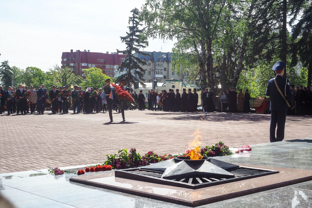 Вечный огонь в ставрополе фото