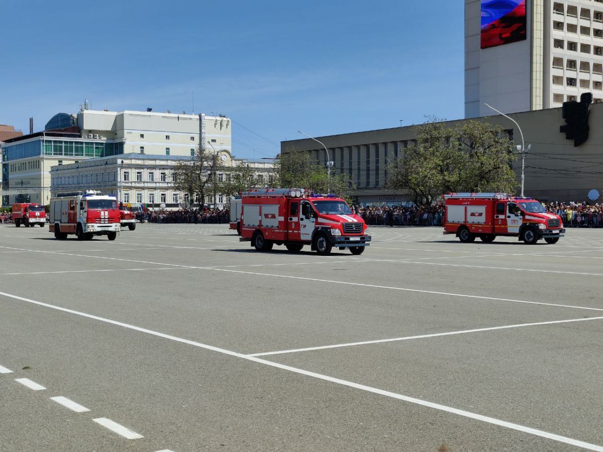 Фронтовой танк Т-34 впервые принял участие в Параде Победы в Ставрополе |  09.05.2022 | Ставрополь - БезФормата