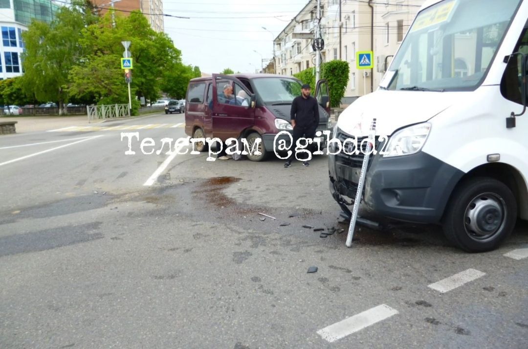 В аварии с маршруткой в Ставрополе никто не пострадал. Фото: УГИБДД по СК