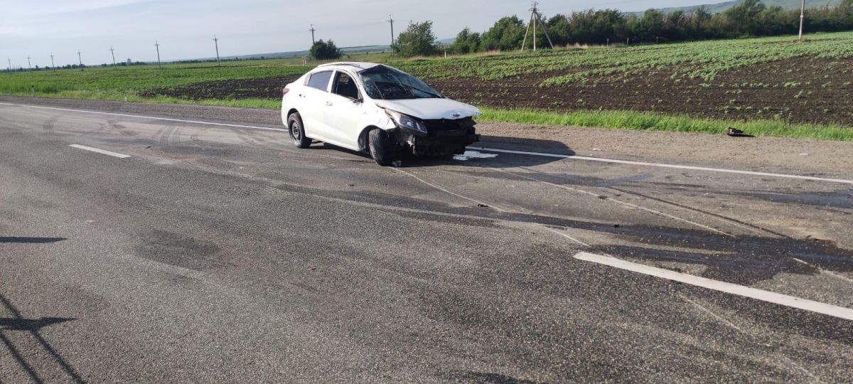 На Ставрополье водитель уснул во время пути и попал в аварию. Фото: УГИБДД по СК