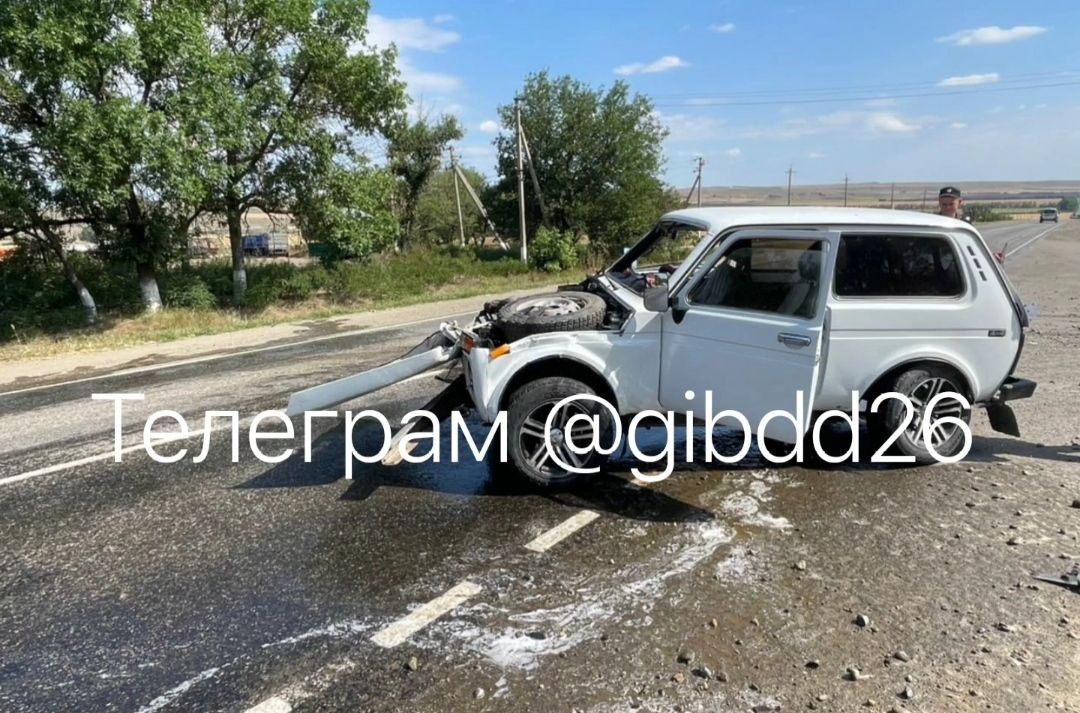 В Александровском округе водитель погиб в горящем после ДТП автомобиле. Фото: УГИБДД по СК