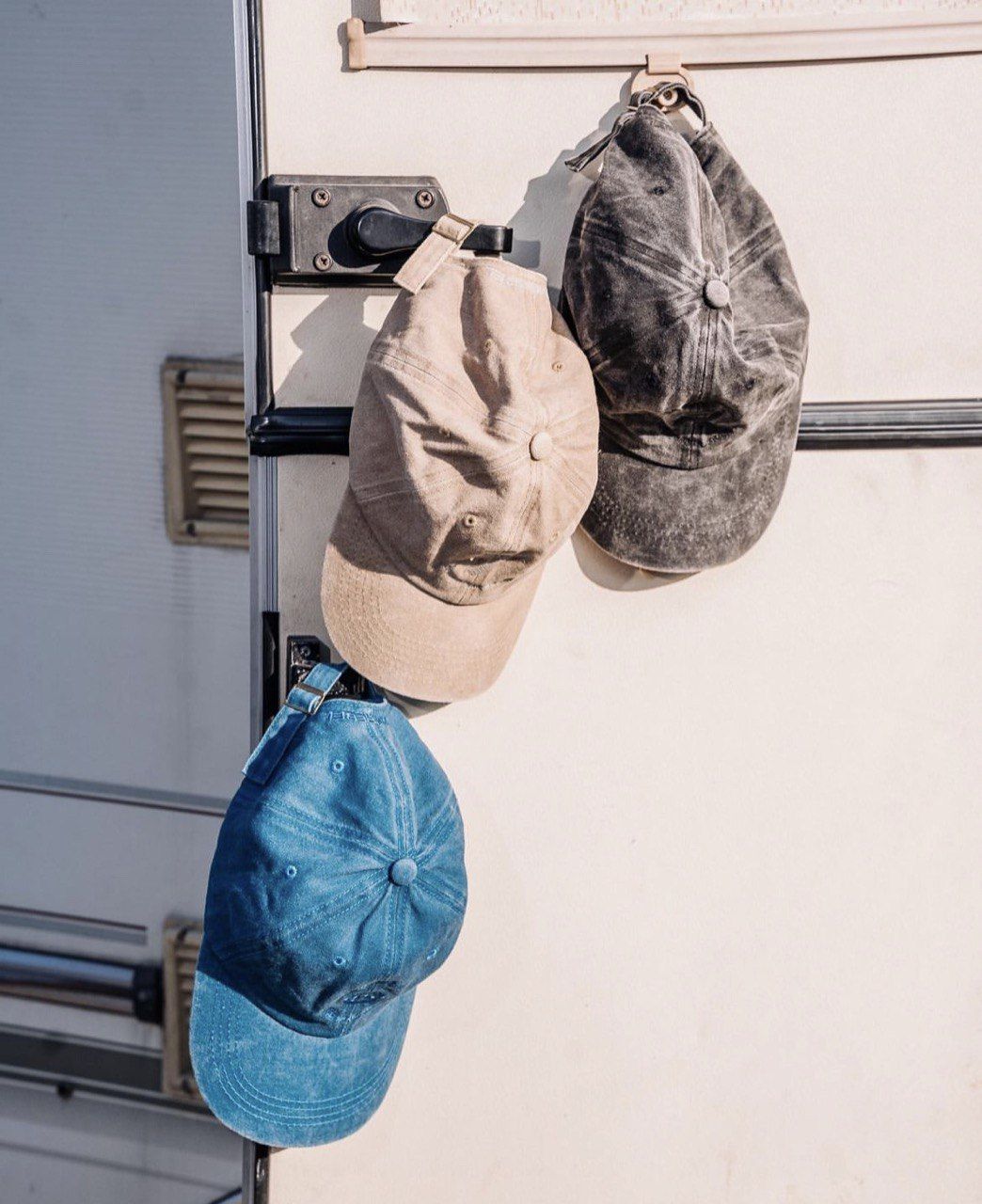 соцсети бренда "IAMREBEL"