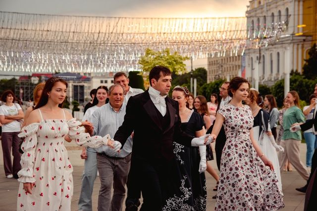 Сообщество ВКонтакте «Школа старинных танцев "Amoroso"» Сообщество ВКонтакте «Школа старинных танцев "Amoroso"»