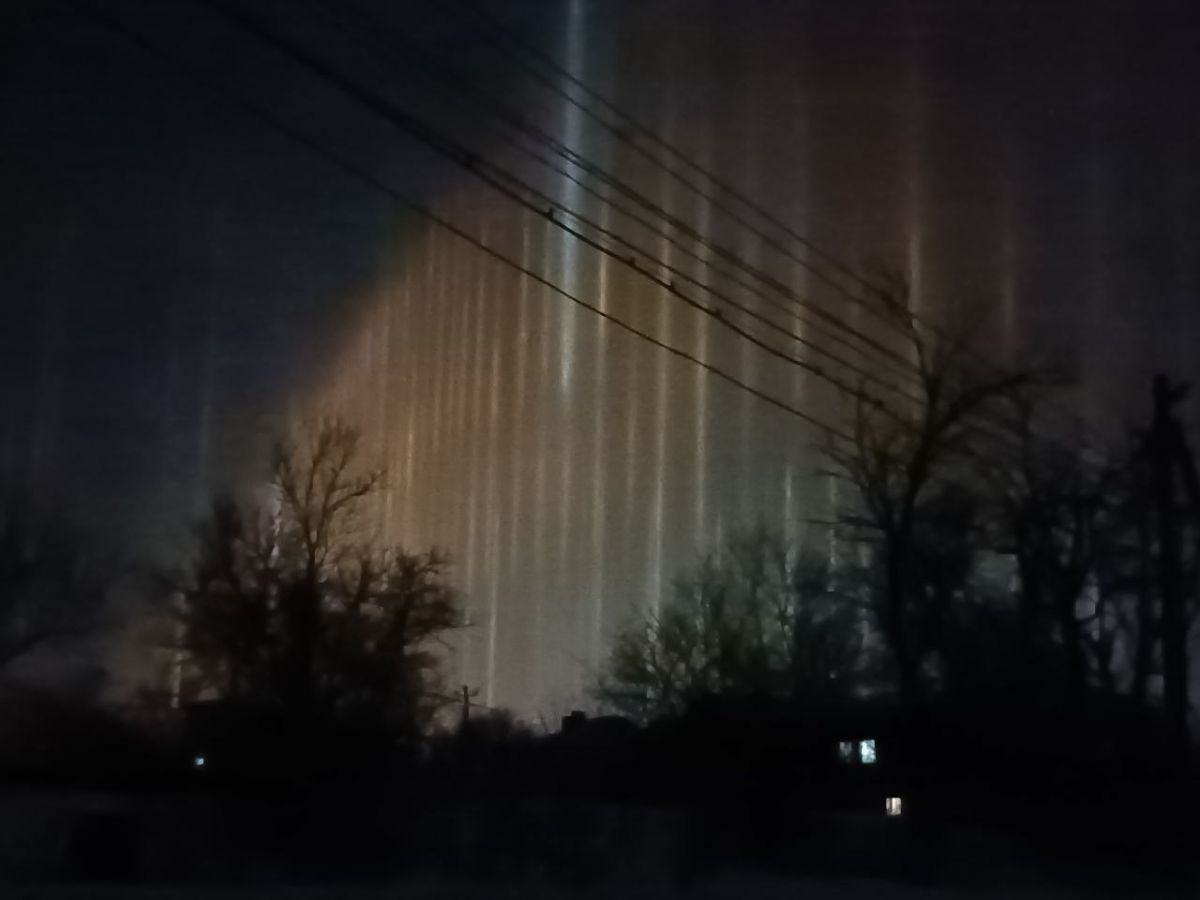 Световые столбы в Калмыкии