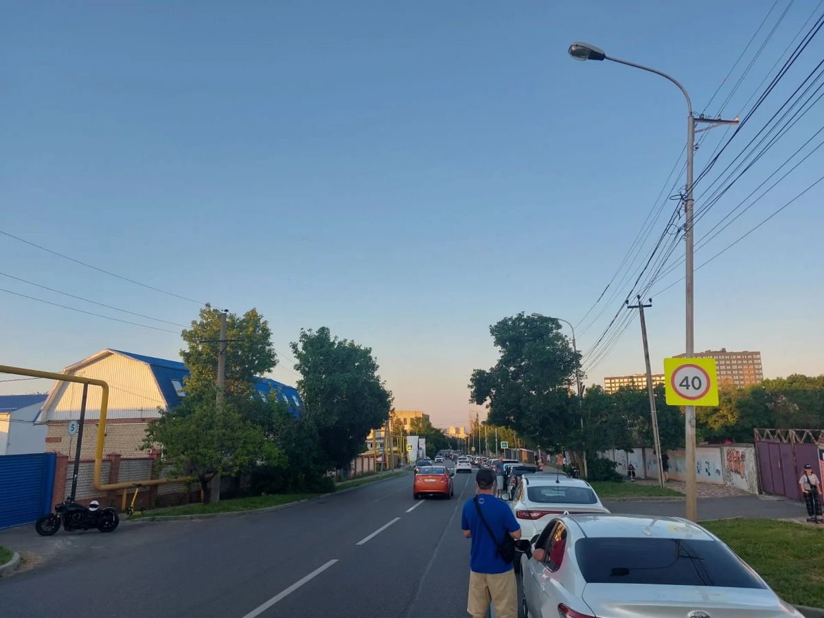 Очередь на заправку в Ставрополе
