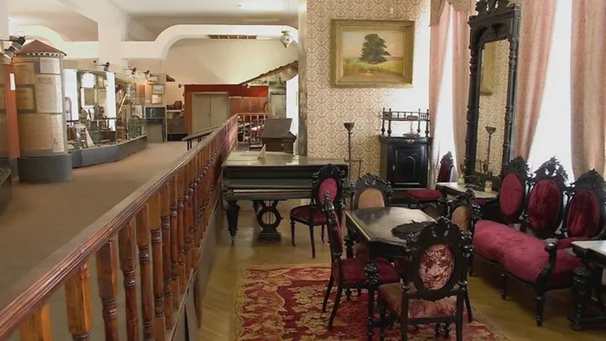 Экспозиция «Городская культура» Экспозиция «Городская культура»