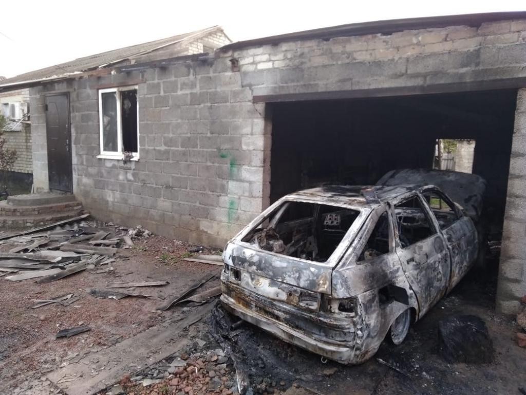 Ставропольские спасатели вытащили из пожара многодетную семью Ставропольские спасатели вытащили из пожара многодетную семью