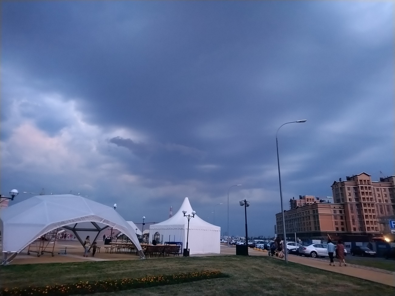 В Ставропольском крае ожидается грозовой дождь и град В Ставропольском крае ожидается грозовой дождь и град