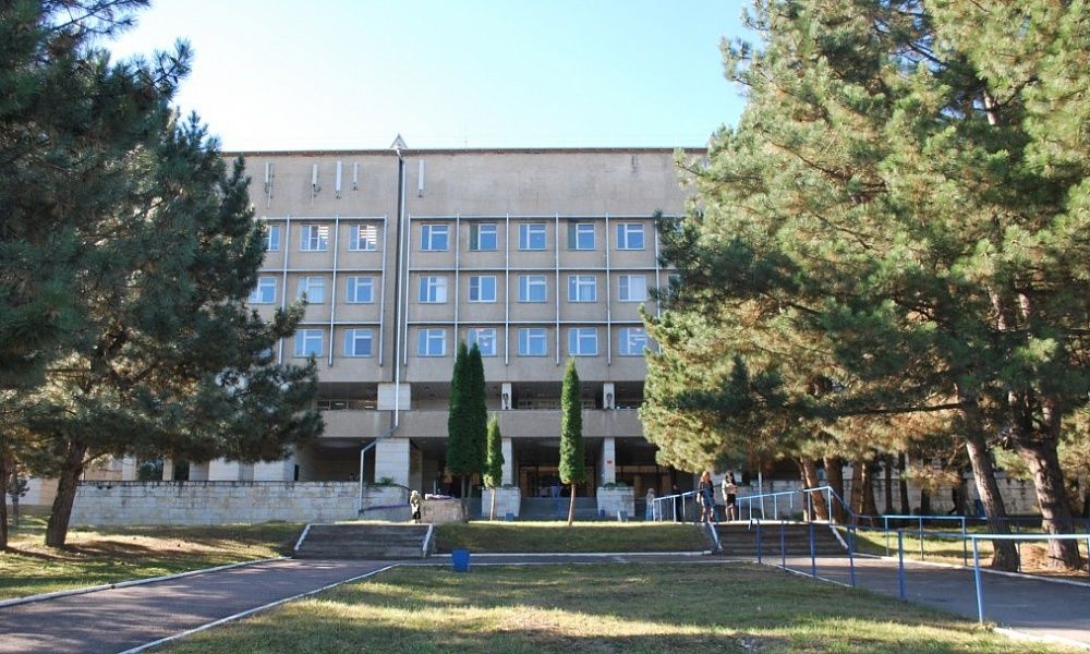 В Кисловодске реконструируют горбольницу