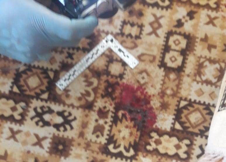 На Ставрополье мужчина вызвал полицейского и напал на него с ножом