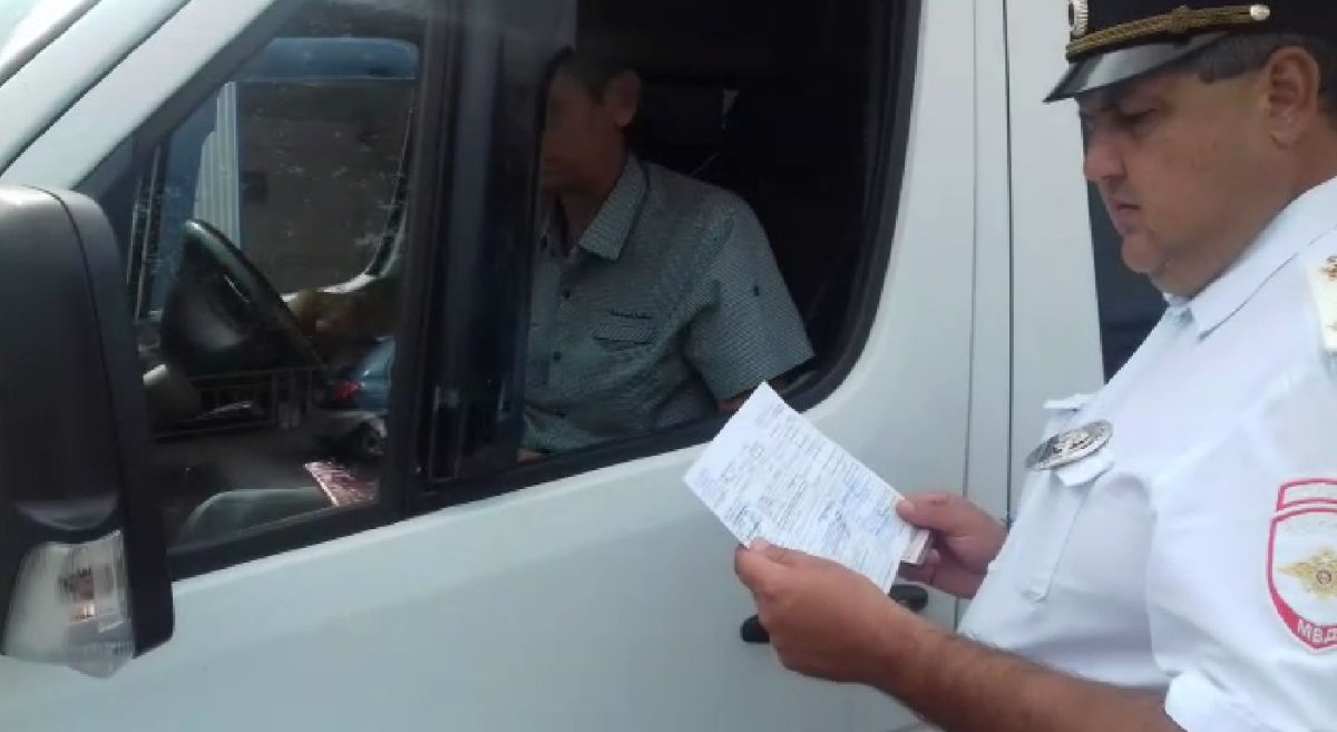 На Ставрополье оштрафовали 75 маршрутчиков и водителей большегрузов На Ставрополье оштрафовали 75 маршрутчиков и водителей большегрузов