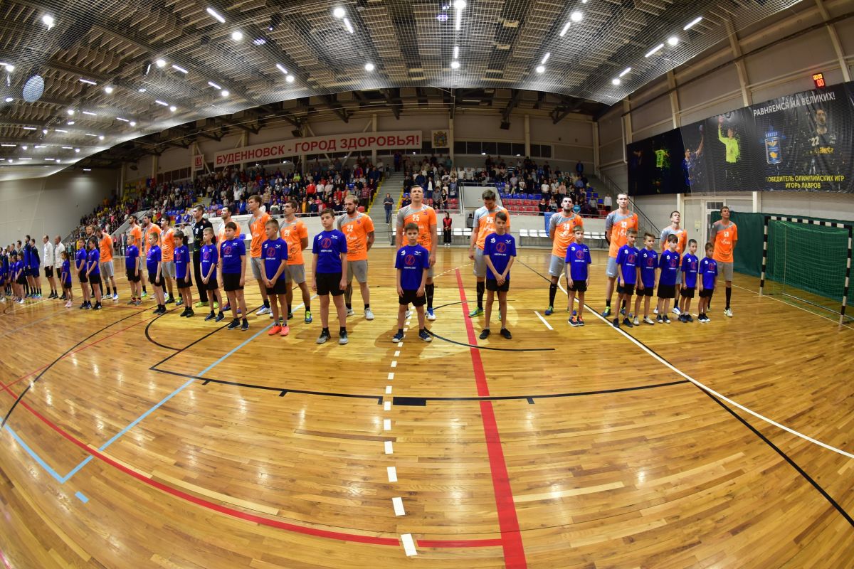 Ставропольские гандболисты вырвали победу у москвичей