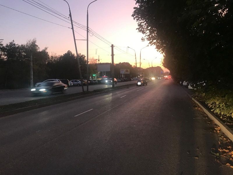 В Ессентуках под колеса легковушки попала пожилая женщина