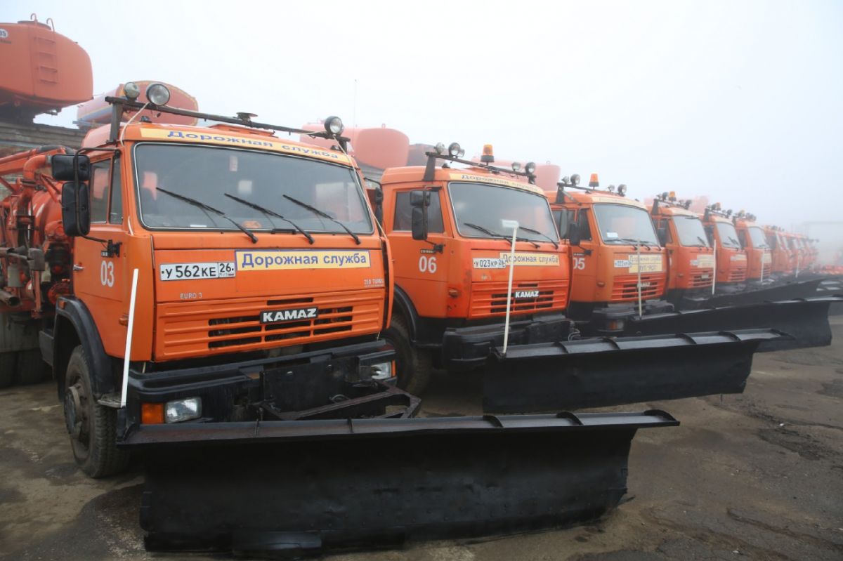 Порядка 110 спецмашин выйдут очищать Ставрополь от снега