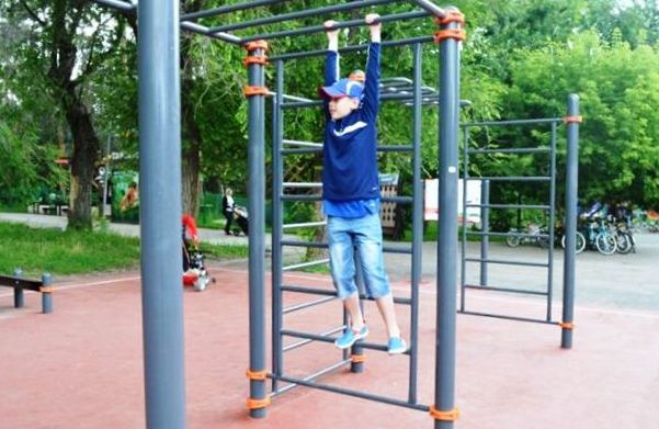 В Невинномысске построят три спортивные площадки В Невинномысске построят три спортивные площадки