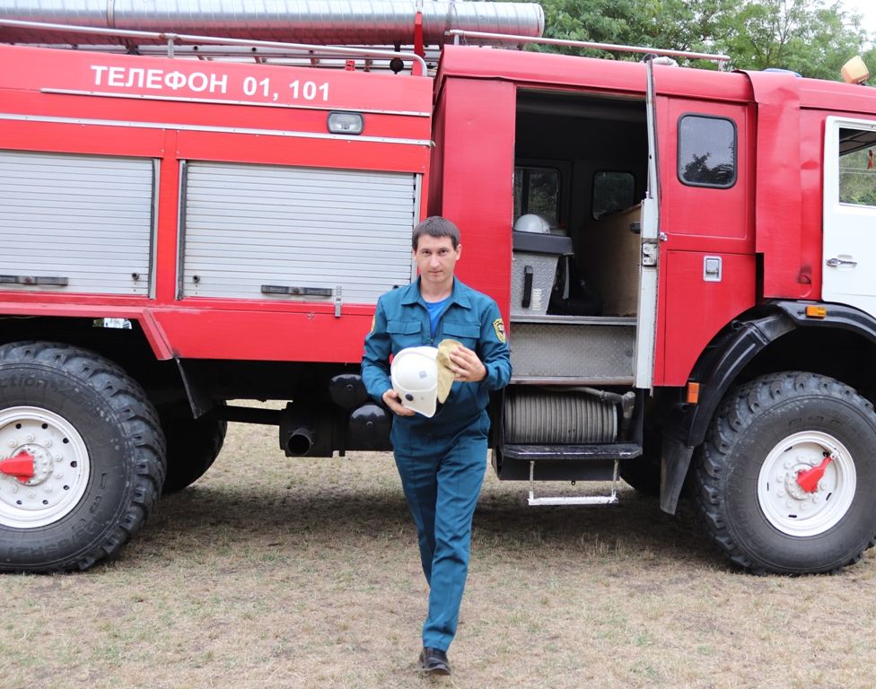 «Девятка» вылетела в придорожный канал на Ставрополье