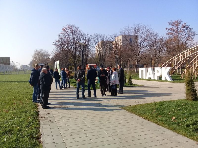 Покажи в георгиевске. Парк дружбы г Георгиевск. Парк дружбы Яблоновский. Проект Георгиевск парк дружбы. Город Георгиевск парк дружбы улица.