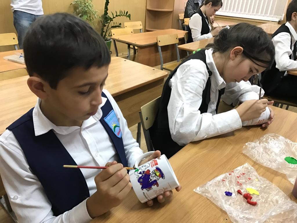 Ветераны Железноводска получат подарки от школьников Ветераны Железноводска получат подарки от школьников