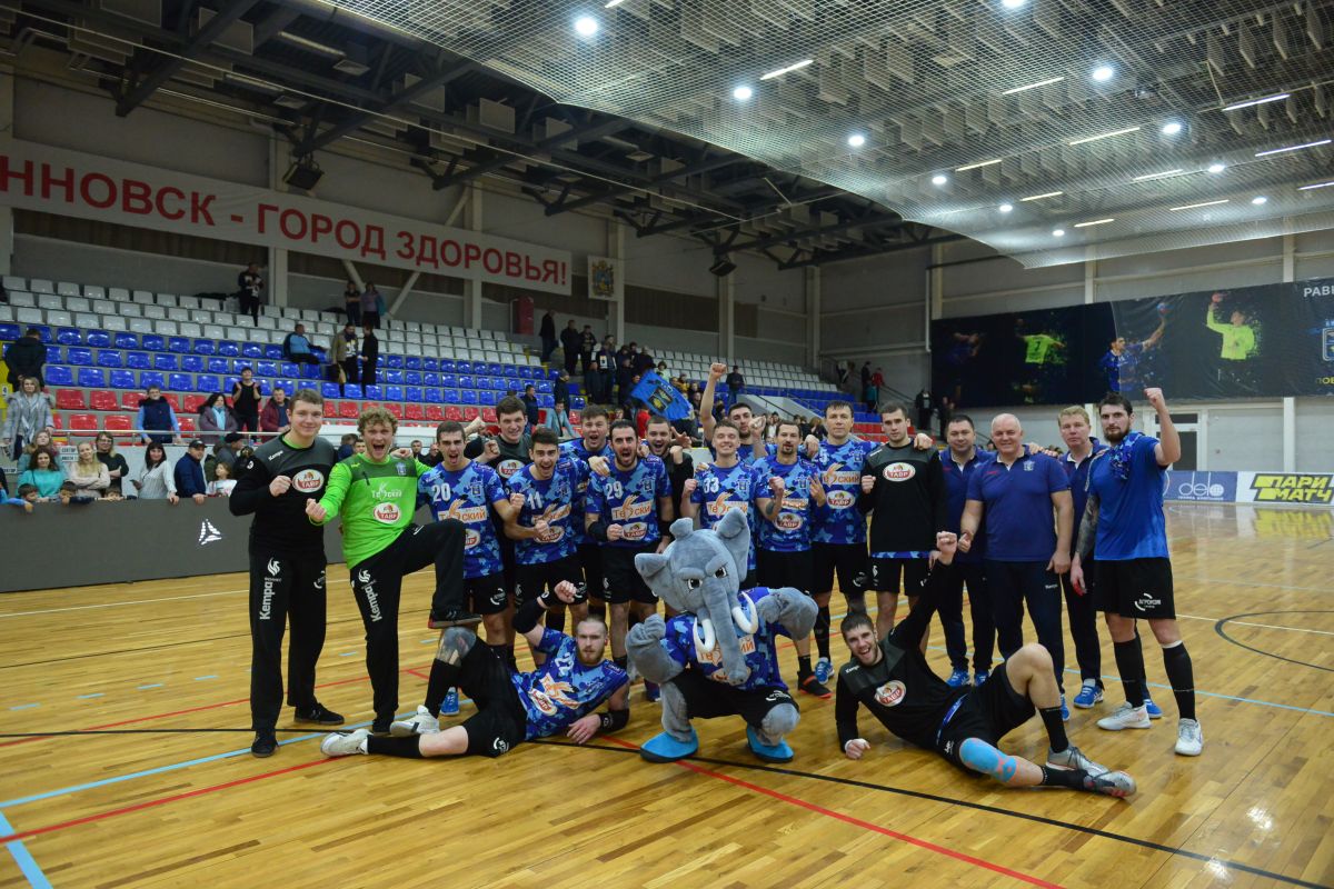 Ставропольские гандболисты одолели «Пермских медведей» Ставропольские гандболисты одолели «Пермских медведей»