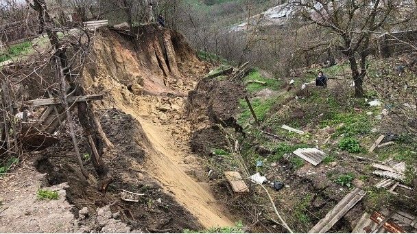 Пострадавшим от оползня в Георгиевске помогут купить новое жильё