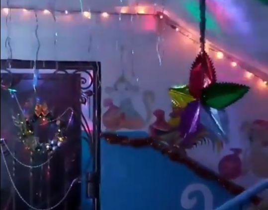 Подъезд в стиле «диско» одной из многоэтажек Ставрополя обсуждают в соцсетях Подъезд в стиле «диско» одной из многоэтажек Ставрополя обсуждают в соцсетях