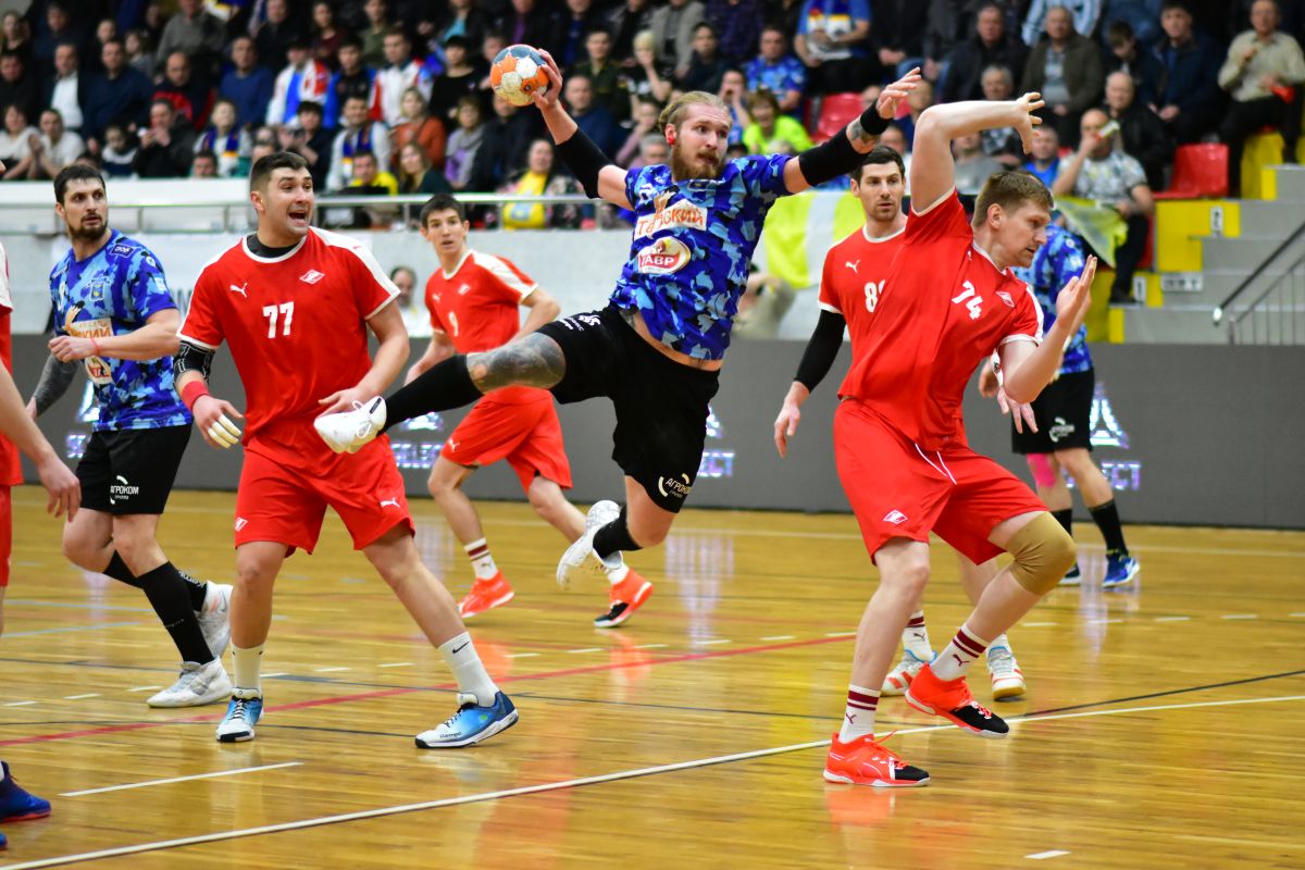 Ставропольские гандболисты одолели московских "гладиаторов"
