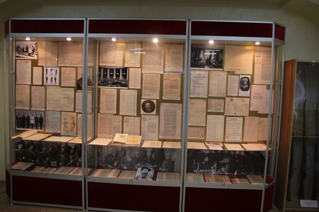 В Ставрополе открылась выставка «На страже закона и порядка» В Ставрополе открылась выставка «На страже закона и порядка»