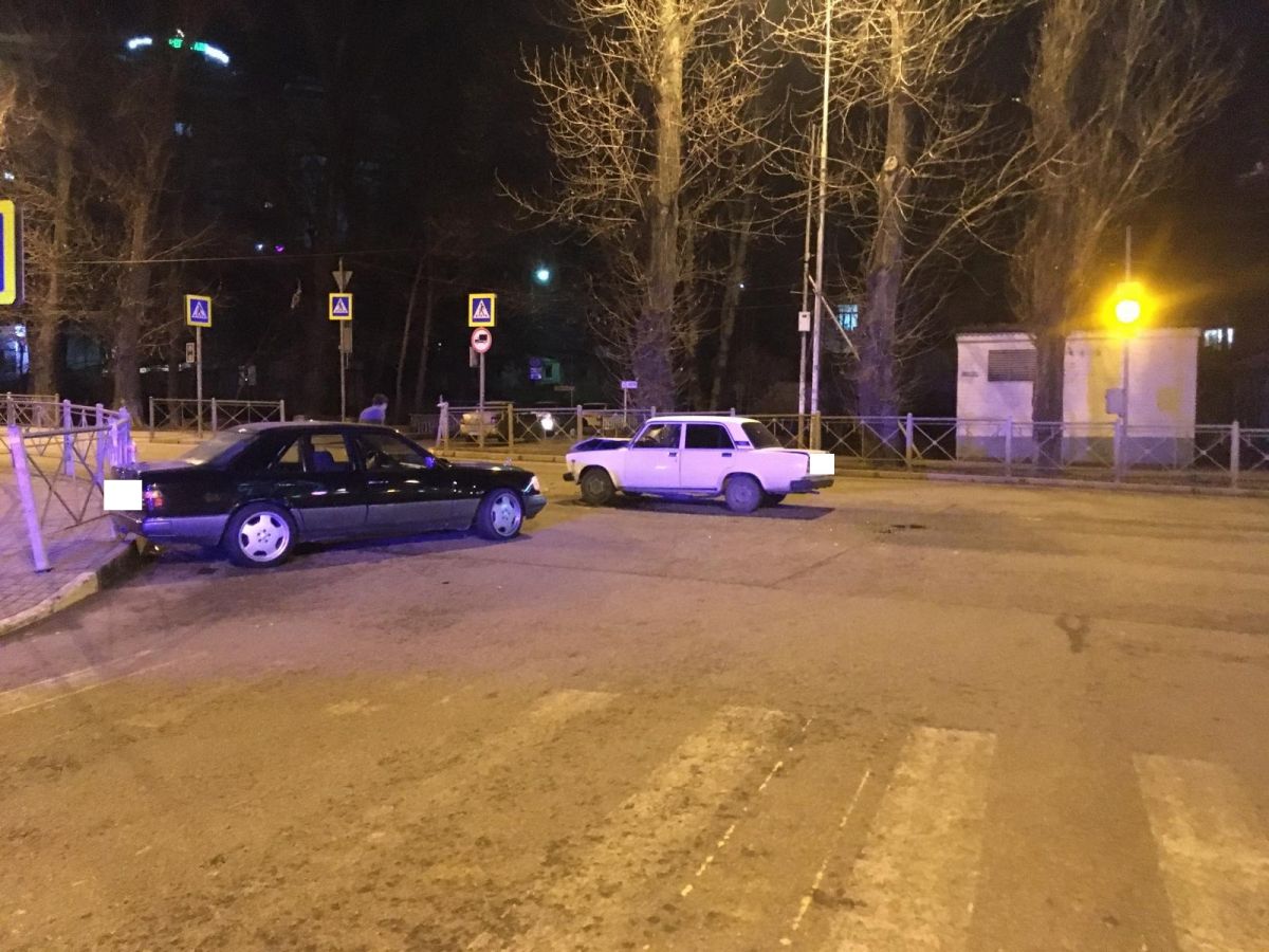 В Кисловодске произошло ДТП с водителем без прав В Кисловодске произошло ДТП с водителем без прав