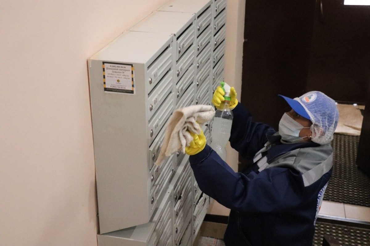 В Ставрополе дезинфицируют подъезды многоэтажек