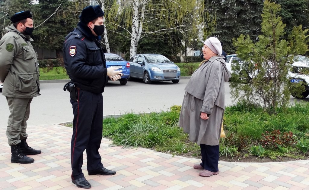 Полицейские Кировского горокруга проводят профилактические мероприятия Полицейские Кировского горокруга проводят профилактические мероприятия