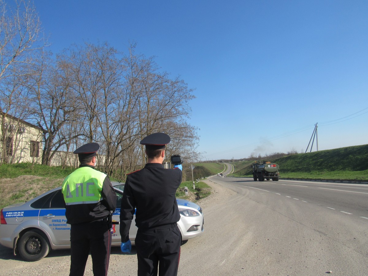 Более 500 лихачей оштрафовали на Ставрополье